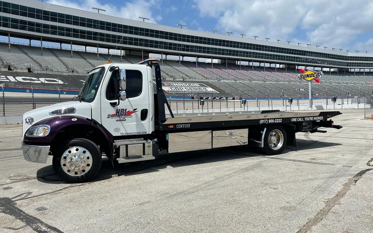 HBL-Towing-10-2025-11 Tractor Trailer Towing in Dallas Texas | HBL Towing & Recovery