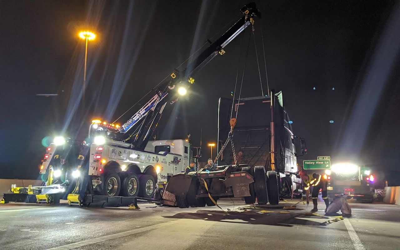 HBL-Towing-10-2025-15 Tractor Trailer Towing in Dallas Texas | HBL Towing & Recovery